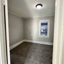 Building Photo - 3151 N 41st St