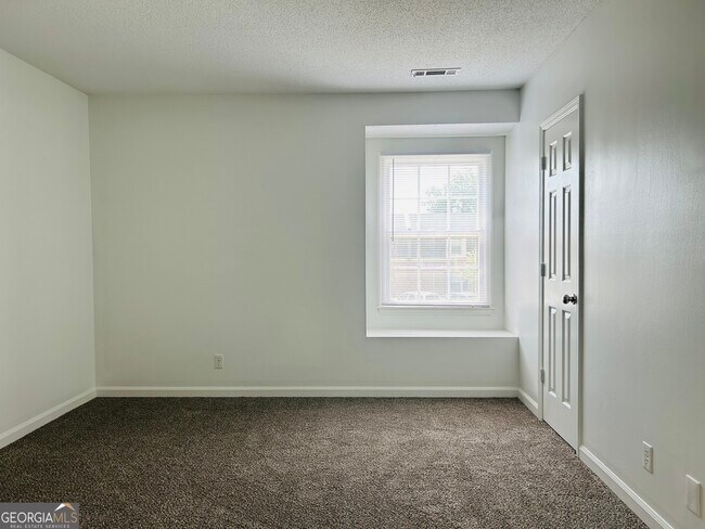 Building Photo - 207 Harwell Ave