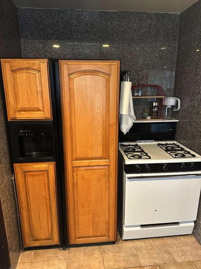 Building Photo - 25 Vía Delizia