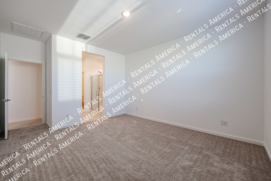 Building Photo - 15990 W Gray Fox Trl