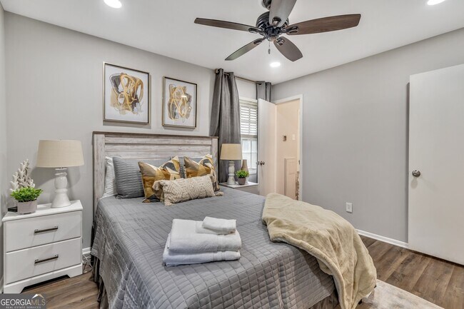 Building Photo - 4589 Ryan Rd