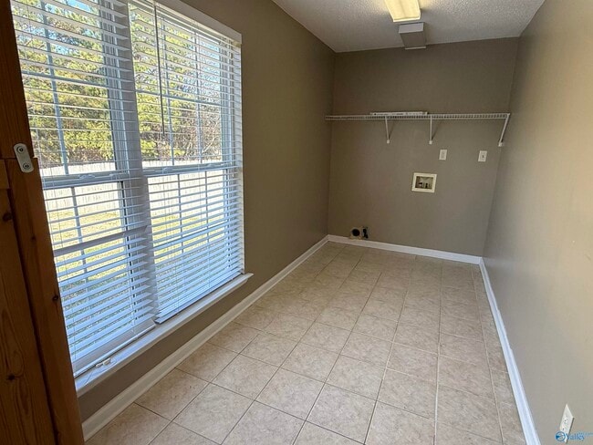 Building Photo - 12875 Marble Dr