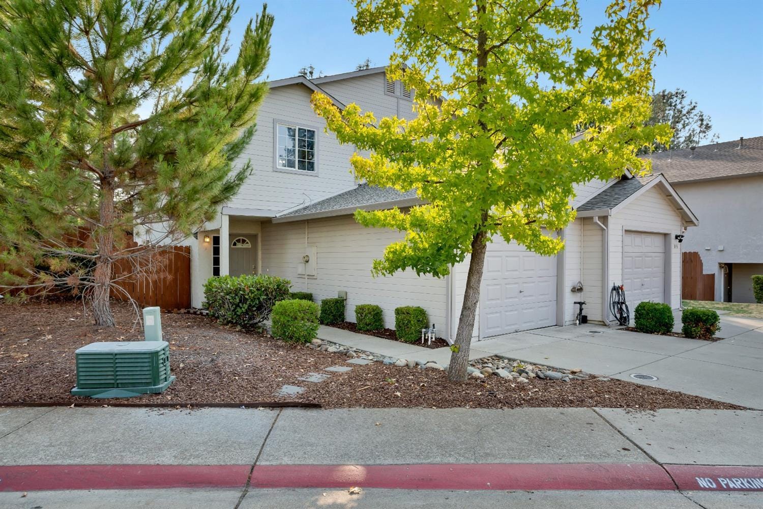 A view of the side of the home. - 3038 Courtside Dr