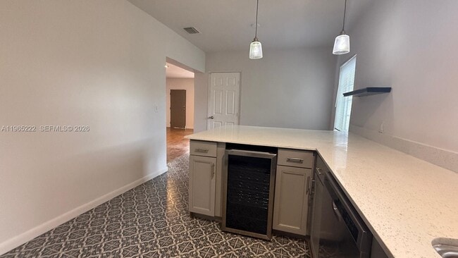 Building Photo - 4765 N Miami Ave