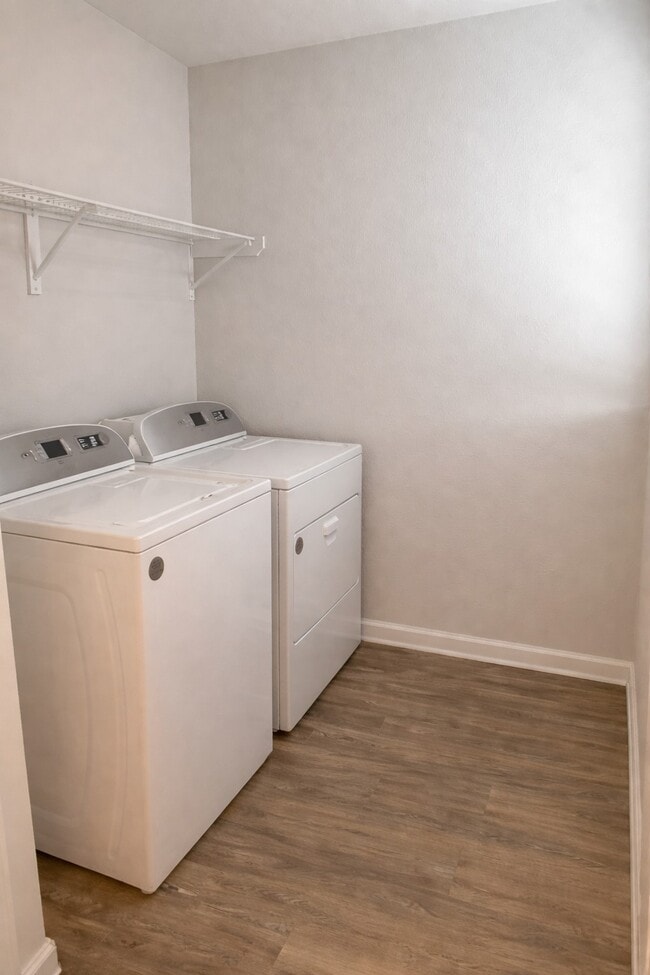 Building Photo - 20935 Endeavor St