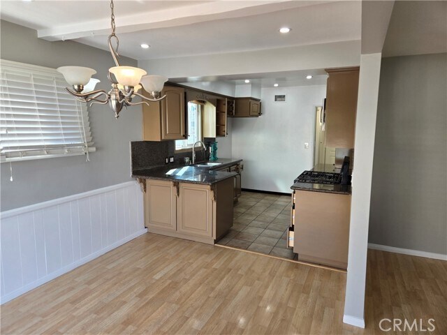 Building Photo - 21223 E Tudor St