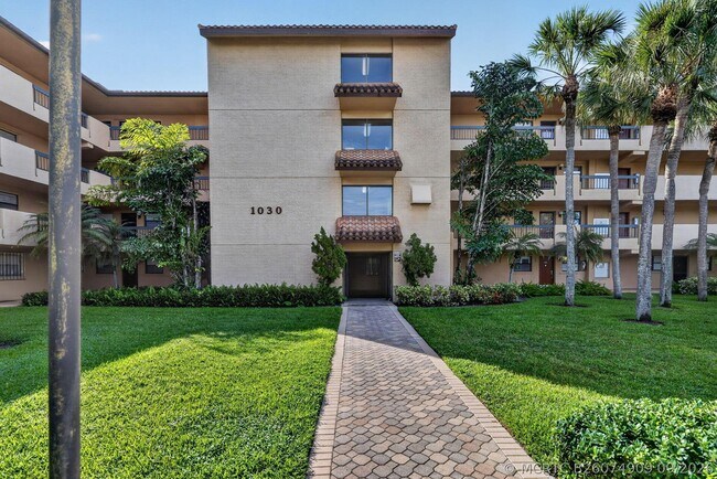 Building Photo - 1030 US-1
