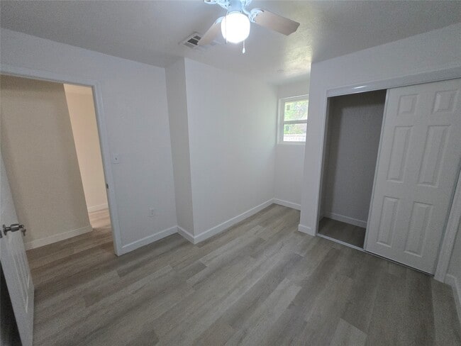 Building Photo - 10470 Alcott Dr