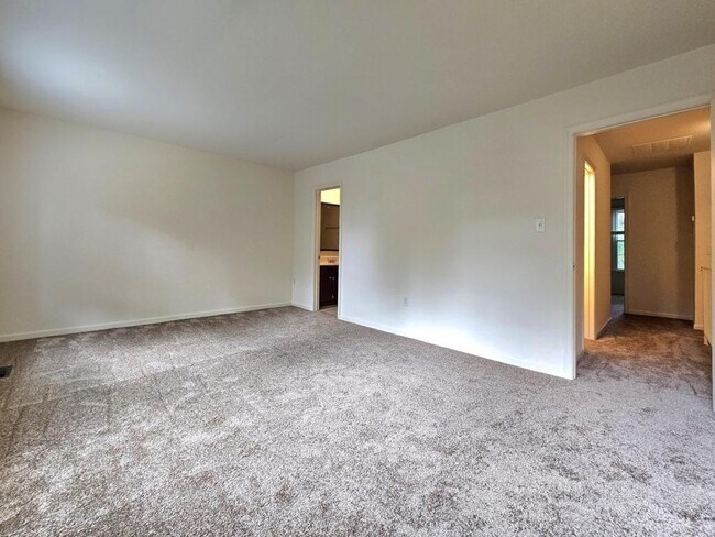 Building Photo - 4802 Treasure Ct