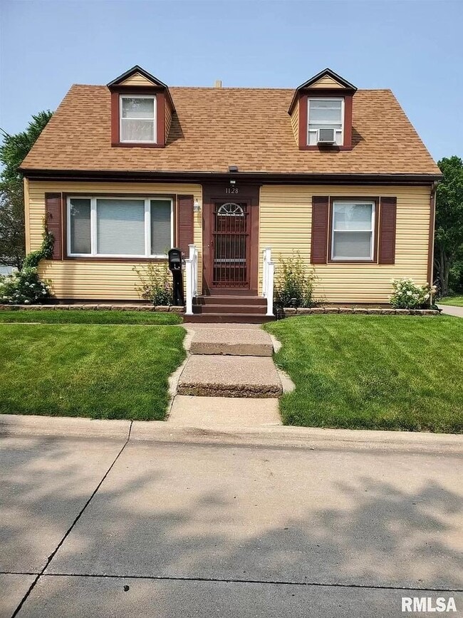 Building Photo - There is a $25 fee for the application and...