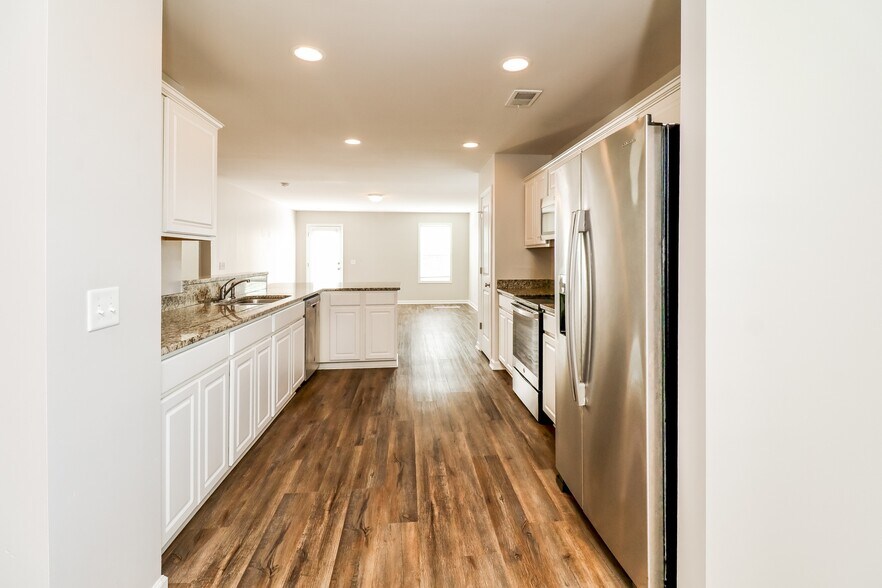 Building Photo - 359 Tondee Wy