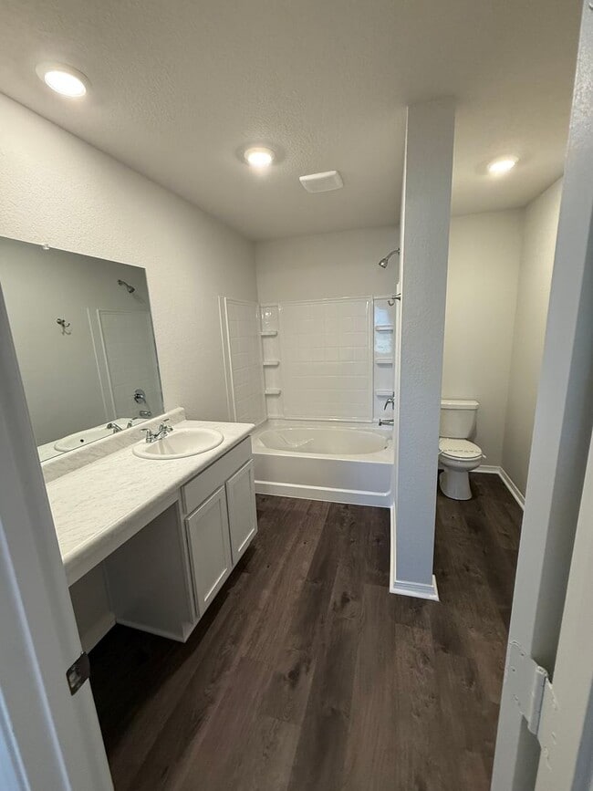 Building Photo - *First 4 Weeks Rent FREE!* BRAND NEW Three Bedroom | Two Bathroom Home in Cabot