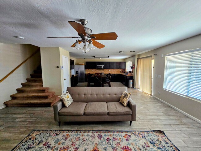 Building Photo - STUNNING 4 Bed, 2.5 Bath Oasis with Pool Your Dream Home Awaits!