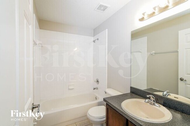Building Photo - 2553 Siena Way