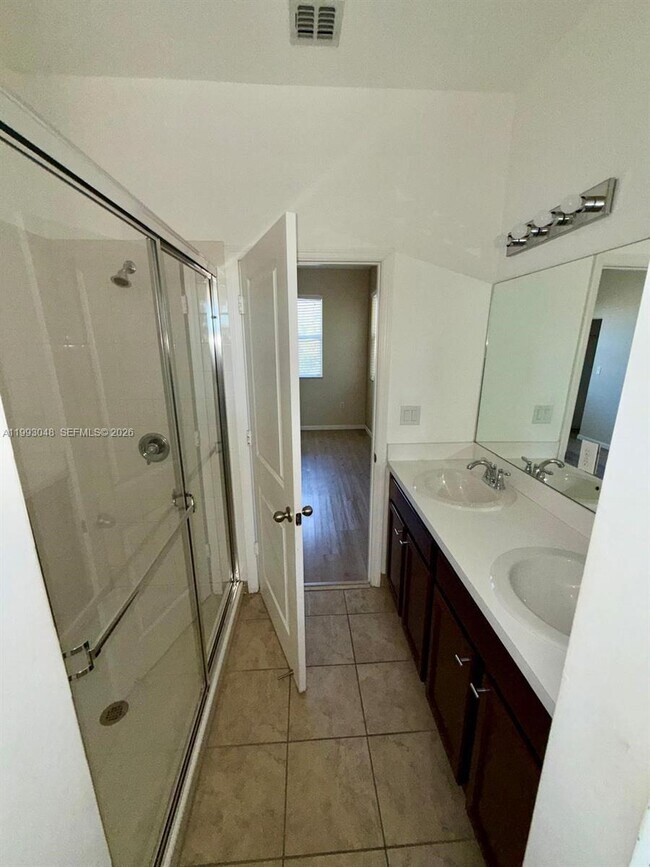 Building Photo - 11581 SW 244th St