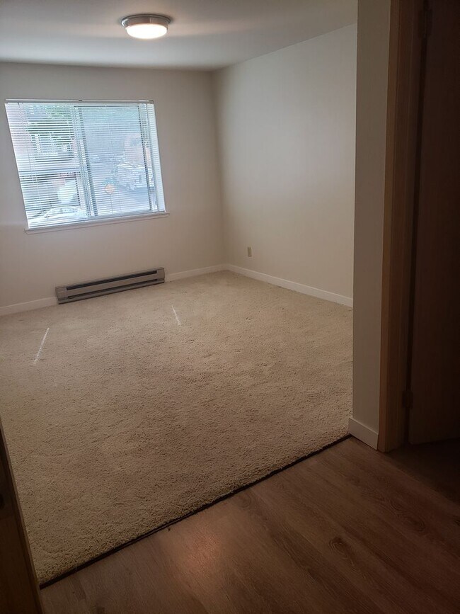Interior Photo - Watermarke Apts.