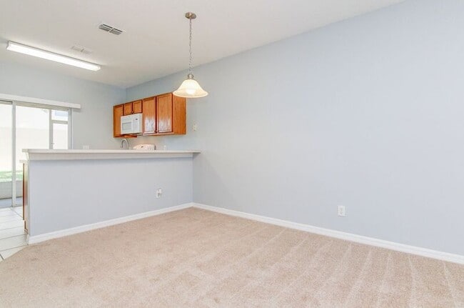 Building Photo - 403 Wilton Cir