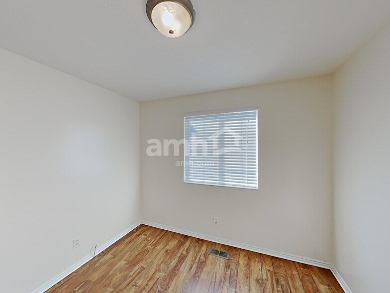 Building Photo - 8607 McGinnis Ln