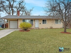 Building Photo - $0 DEPOSIT OPTION!!! CHARMING 3 BED/1 BATH RANCH IN VIRGINIA VILLAGE: HARDWOOD FLOORS, SPACIOUS L...