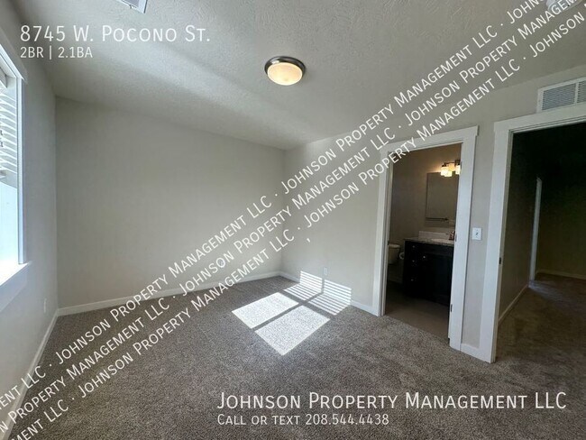 Building Photo - 8745 W Pocono St