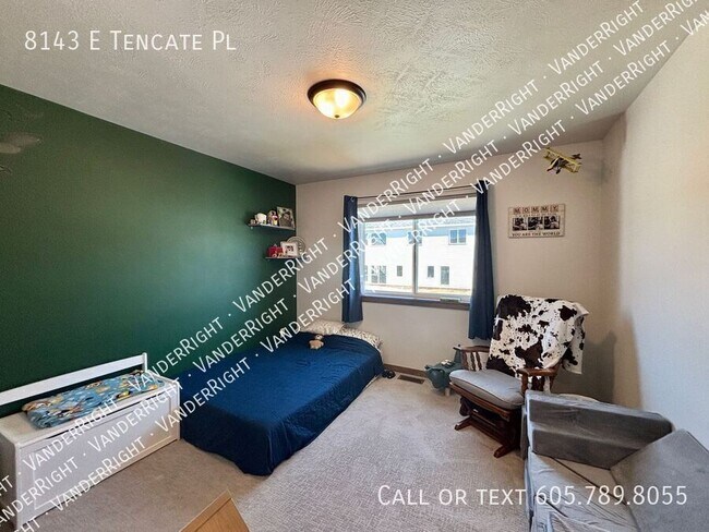 Building Photo - 8143 E Tencate Pl