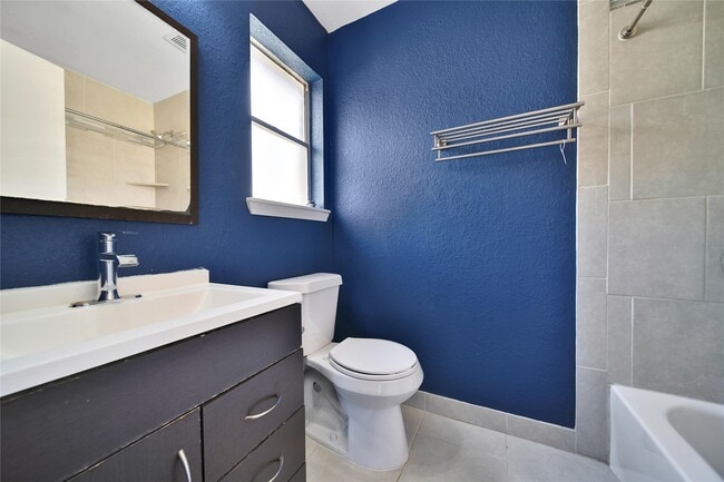 Building Photo - 3619 Acorn Run Ln