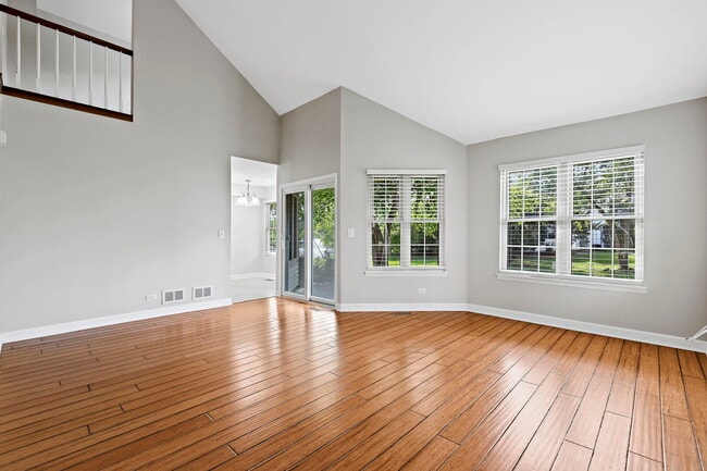 Building Photo - 728 Brandon Pl