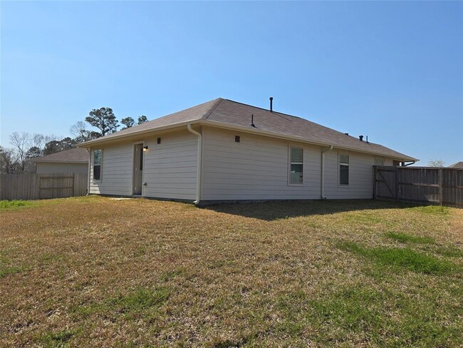 Building Photo - 19595 Manduca Dr