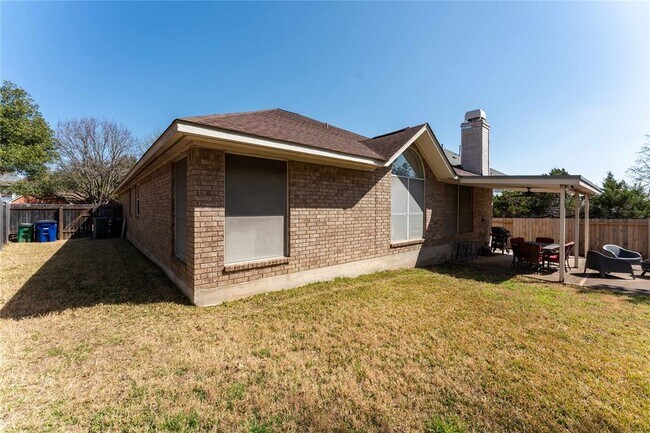 Building Photo - 11120 Savin Hill Ln