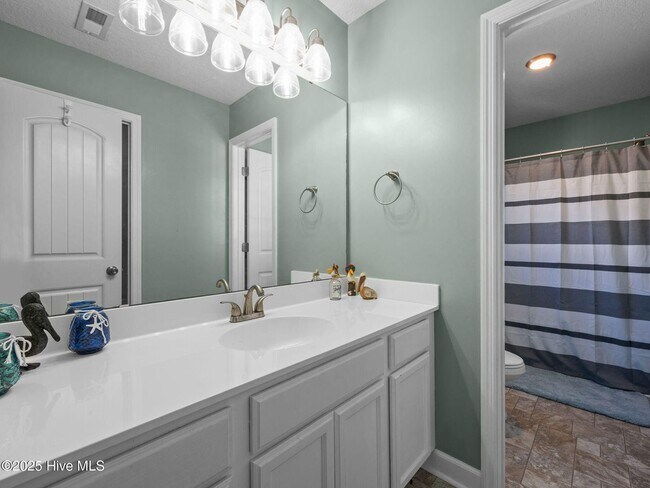 Building Photo - 216 Shell Rock Landing Rd