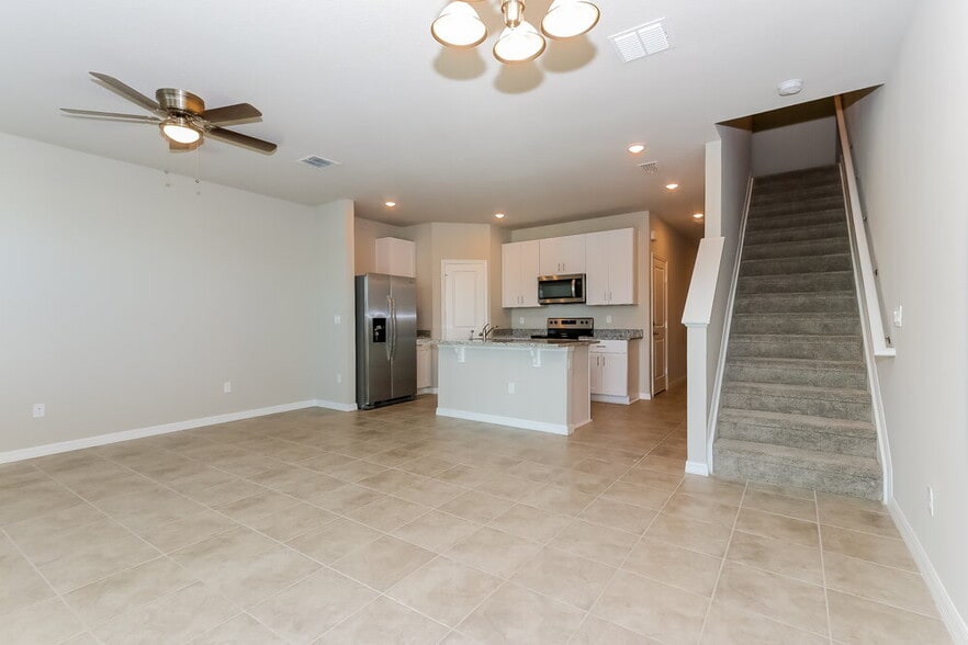 Building Photo - 4026 Hot Springs Ave