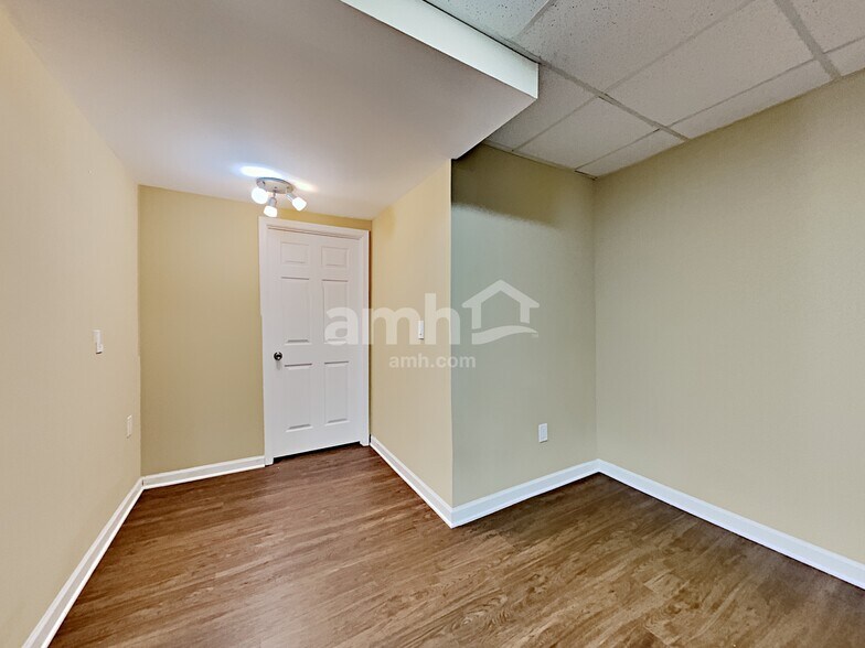 Building Photo - 1625 St Julian St NW