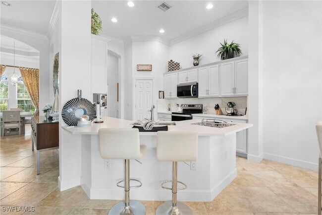 Building Photo - 8095 Piedmont Dr