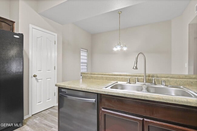 Building Photo - 11828 Mesquite Lake Ln
