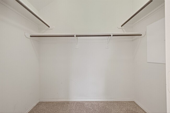 Building Photo - 2248 Ivy Wall Dr