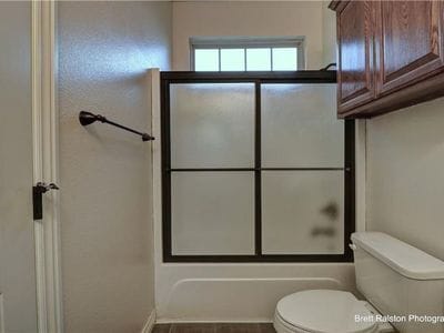 Building Photo - 656 W Foothills Dr