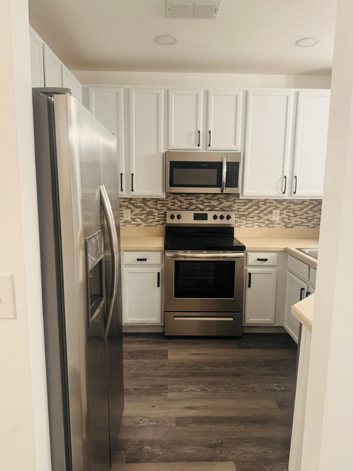 Building Photo - 10955 Savannah Wood Dr