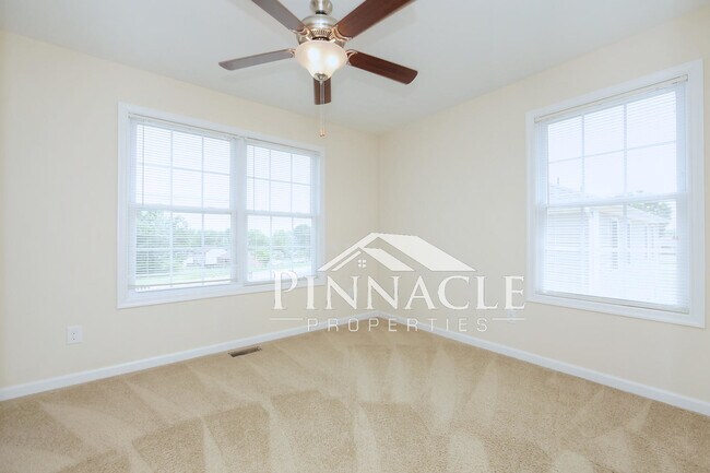 Master Bedroom - 108 Tomahawk Industrial Park