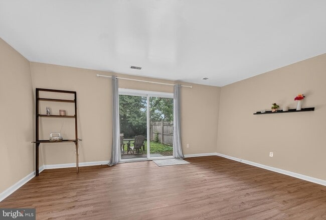 Building Photo - 508 E Windsor Ave