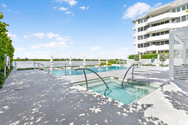 Building Photo - 2773 S Ocean Blvd