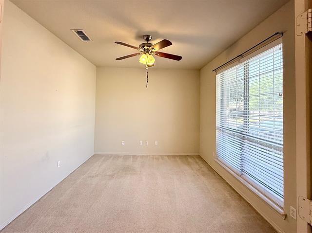 Building Photo - 8166 Berkshire Dr