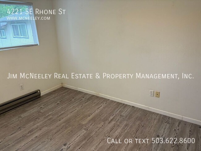 Building Photo - 4221 SE Rhone St