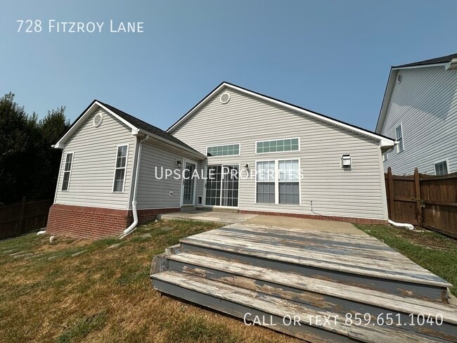 Building Photo - 728 Fitzroy Ln