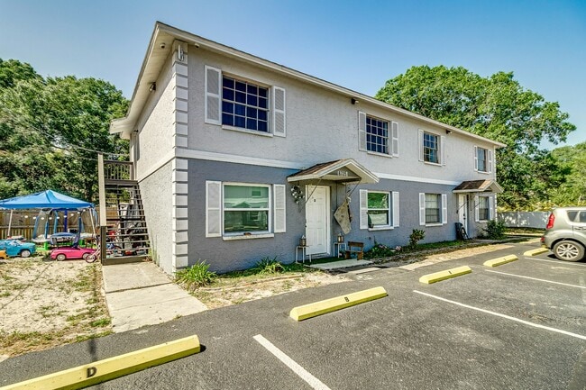 Building Photo - 8727 N 50th St