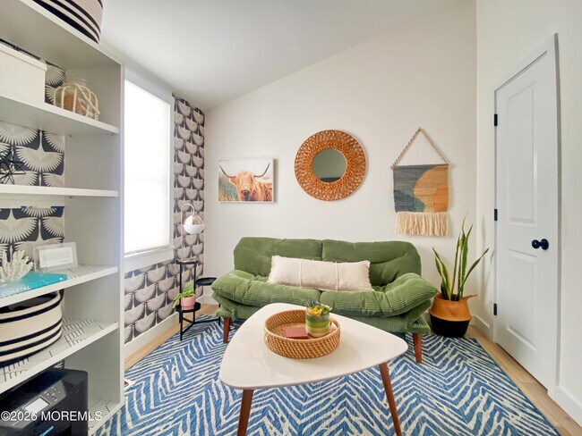 Building Photo - 110 Curtis Pl