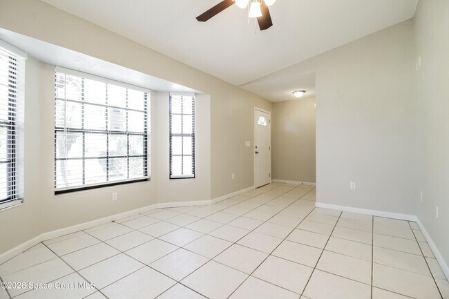 Building Photo - 6054 Cardiff Ave