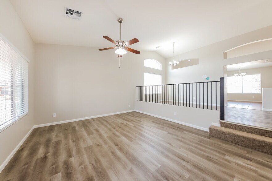 Building Photo - 7310 N 82nd Ave