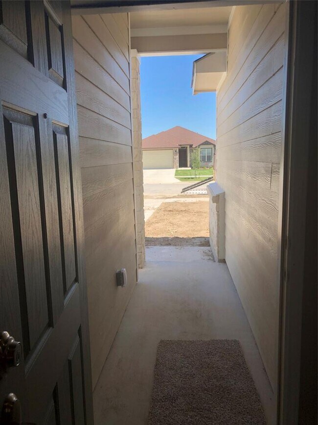 Building Photo - 1611 Curlew Ln