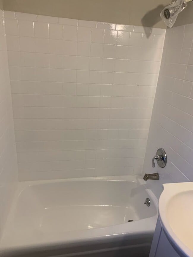 Building Photo - Quaint 1 BR / 1 BA home in Lancaster City