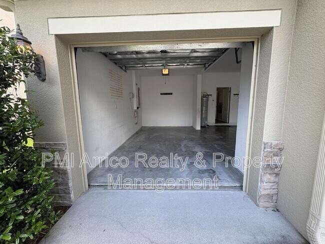 Building Photo - 5822 Tulip Flower Dr